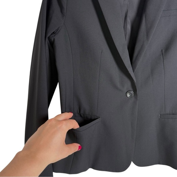 Banana Republic Italian Wool Blend Blazer Size 8 Black Classic Fit Washable - Picture 8 of 11